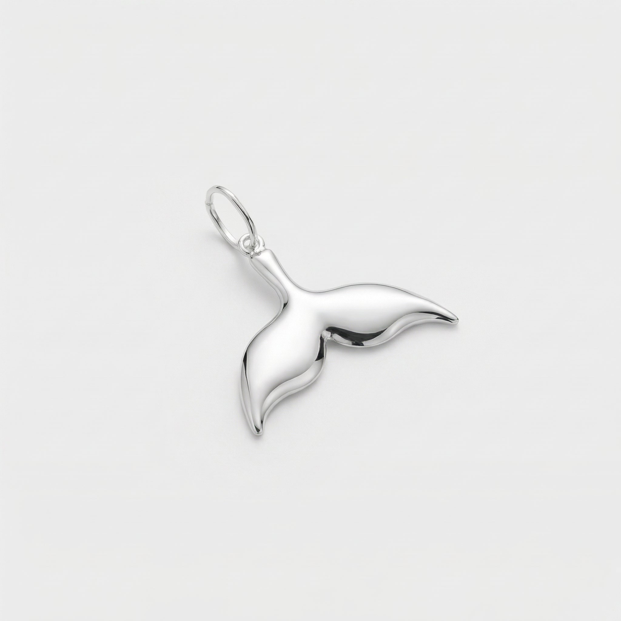 PINGENTE CAUDA DE BALEIA