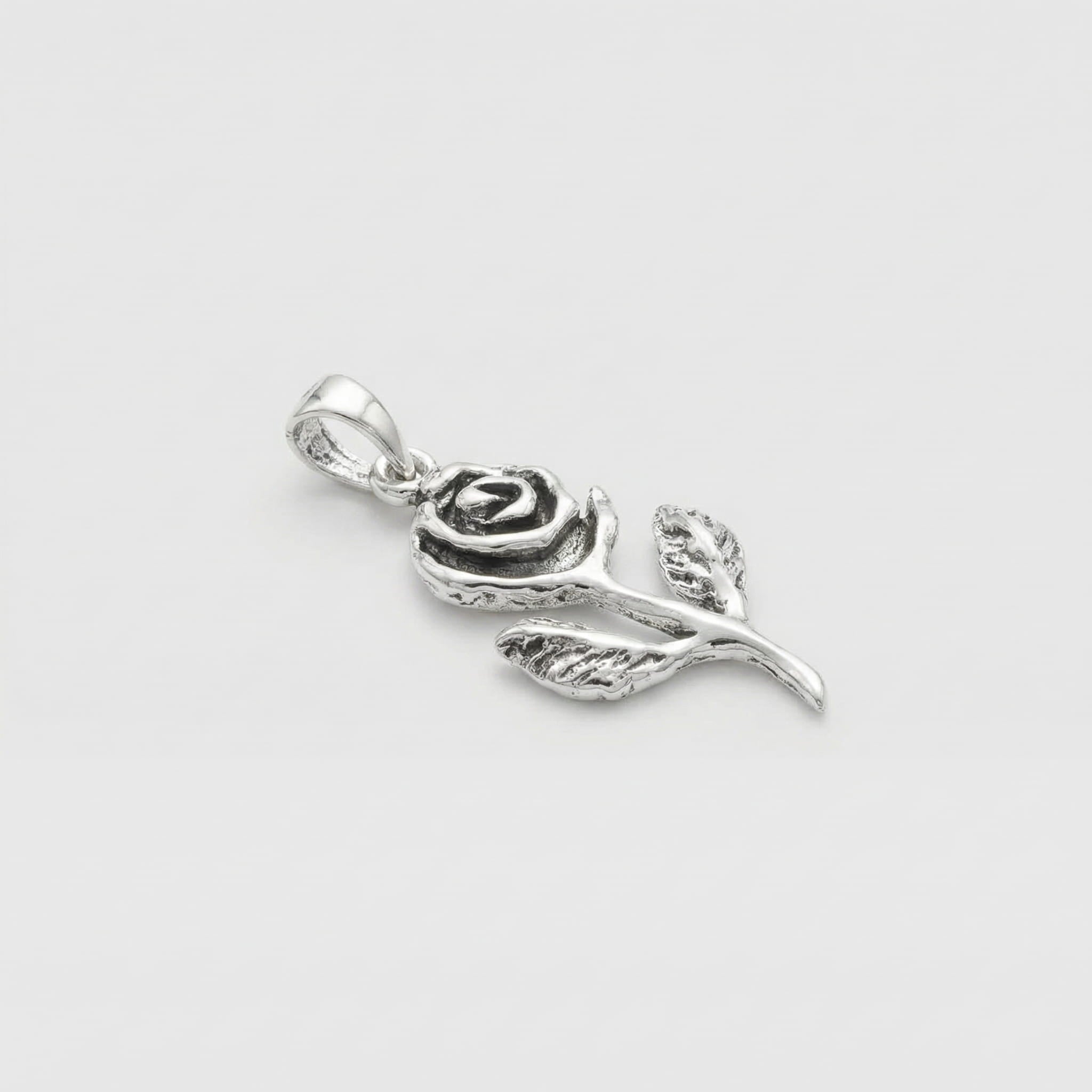 PINGENTE FLOR ENVELHECIDA