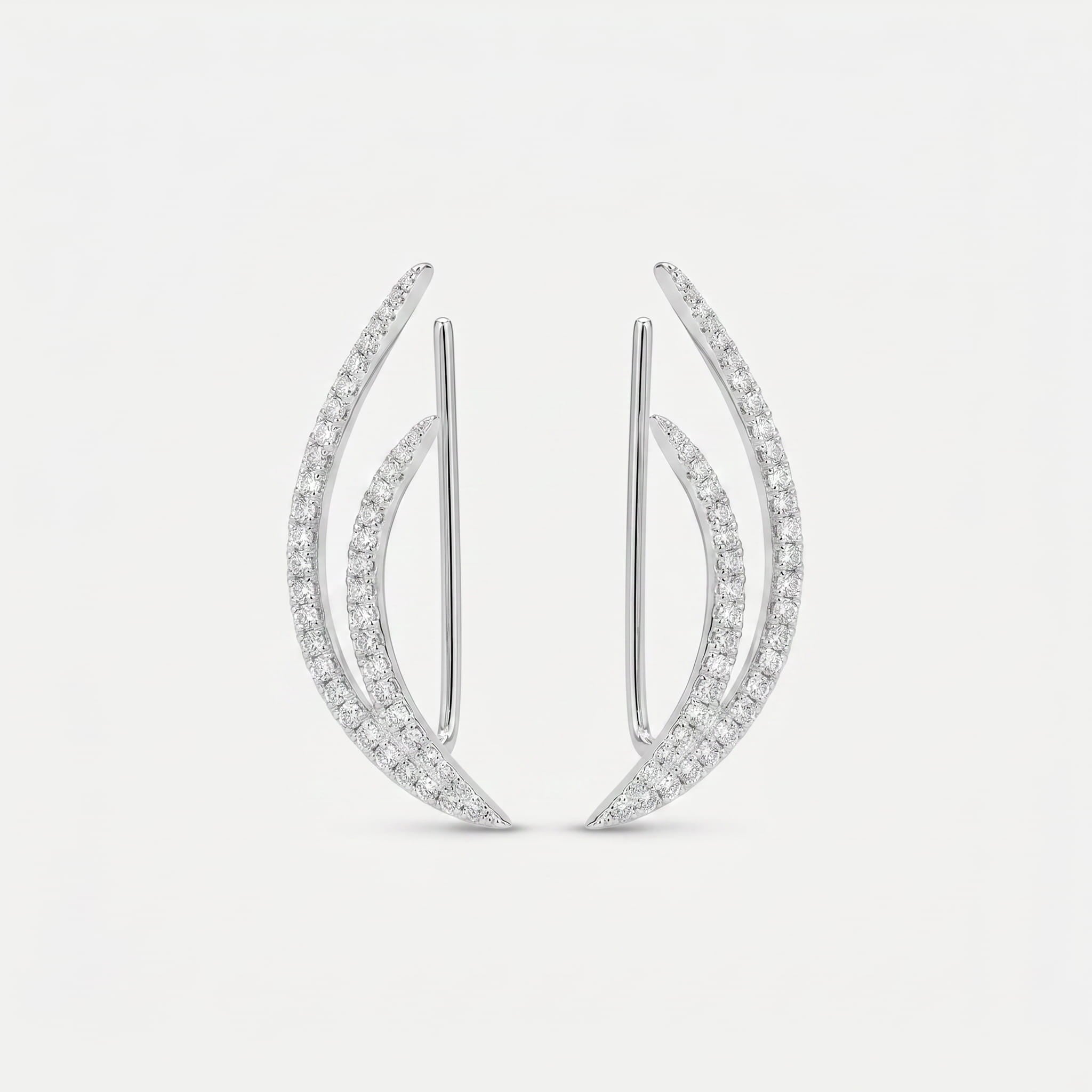 BRINCO EAR CUFF PONTA DUPLA CRAVEJADA