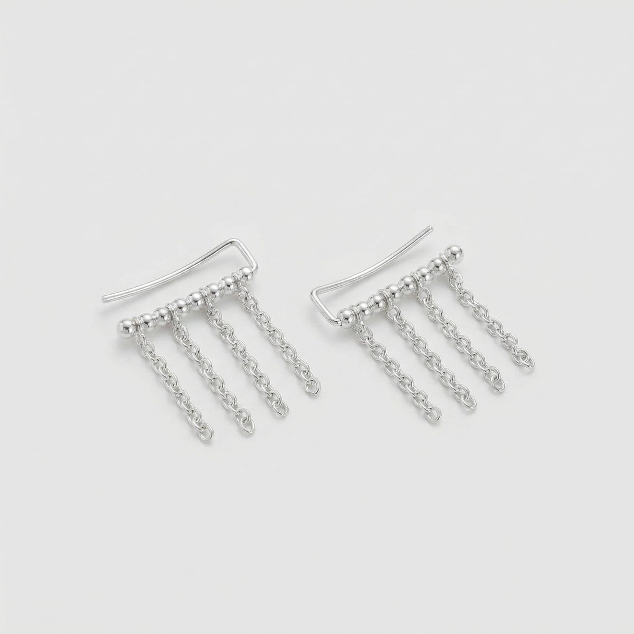 EAR CUFF BOLINHAS COM CORRENTE