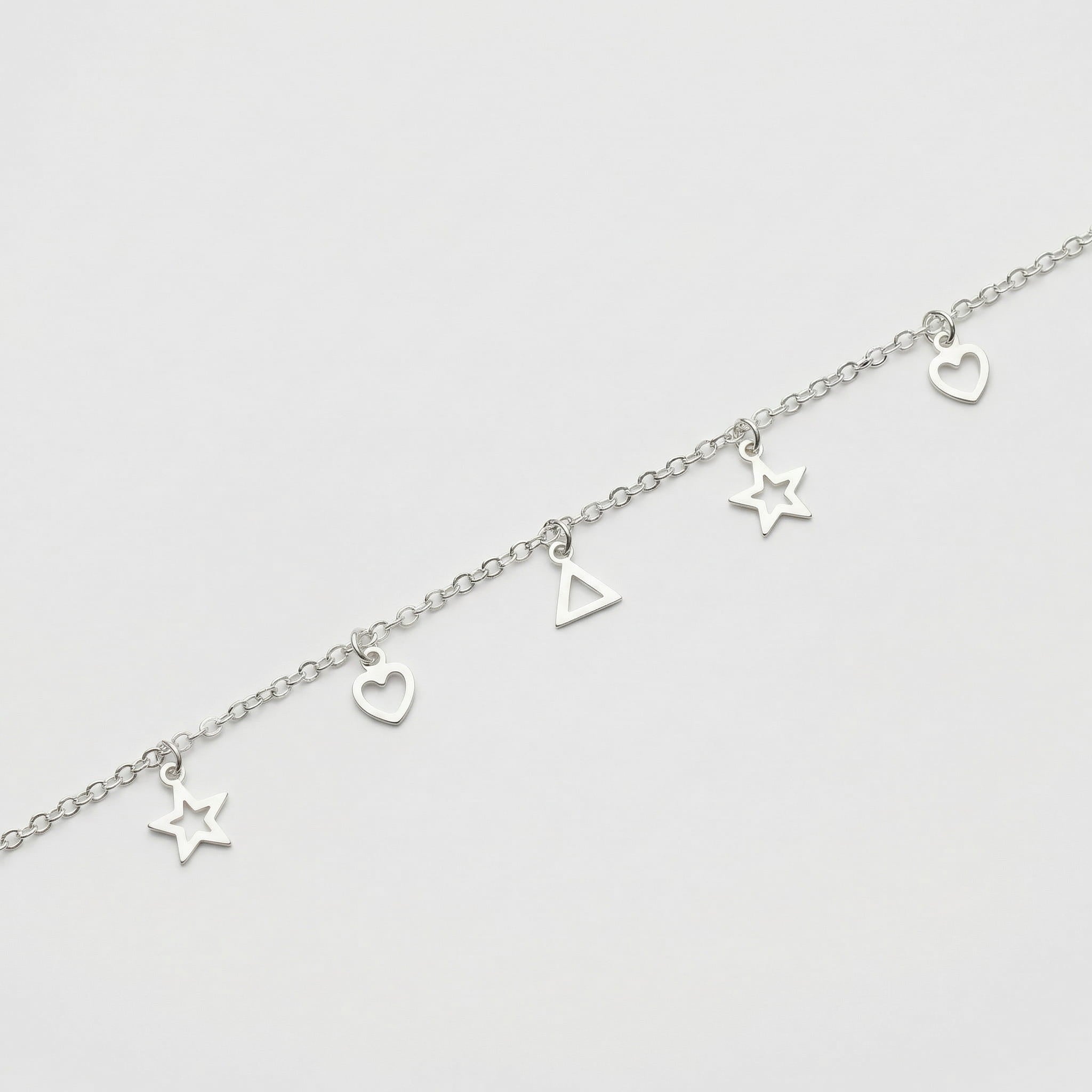 PULSEIRA CORAÇÃO TRIAQNGULO ESTRELA VAZADAS