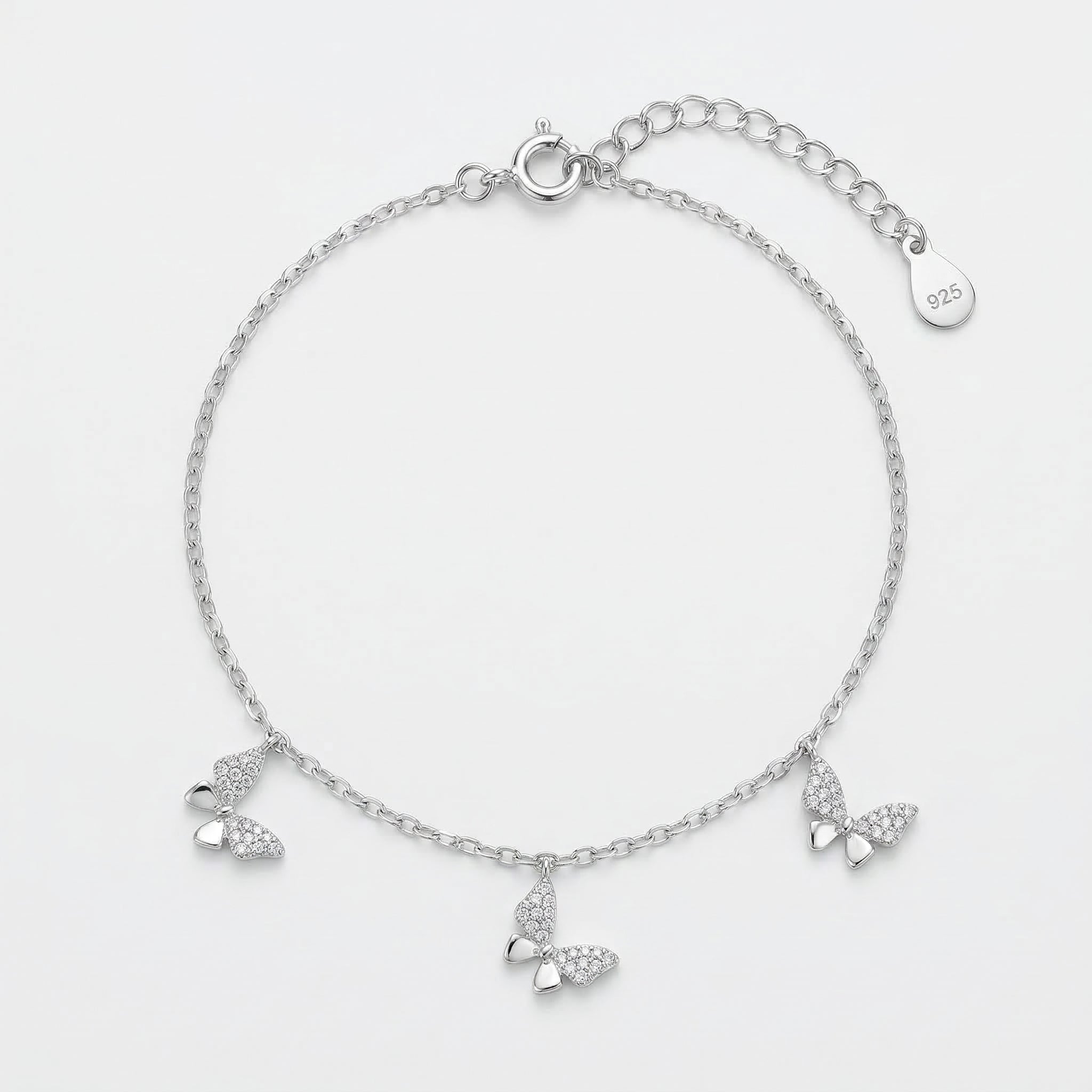 PULSEIRA COM 3 BORBOLETAS MEIA CRAVEJADAS