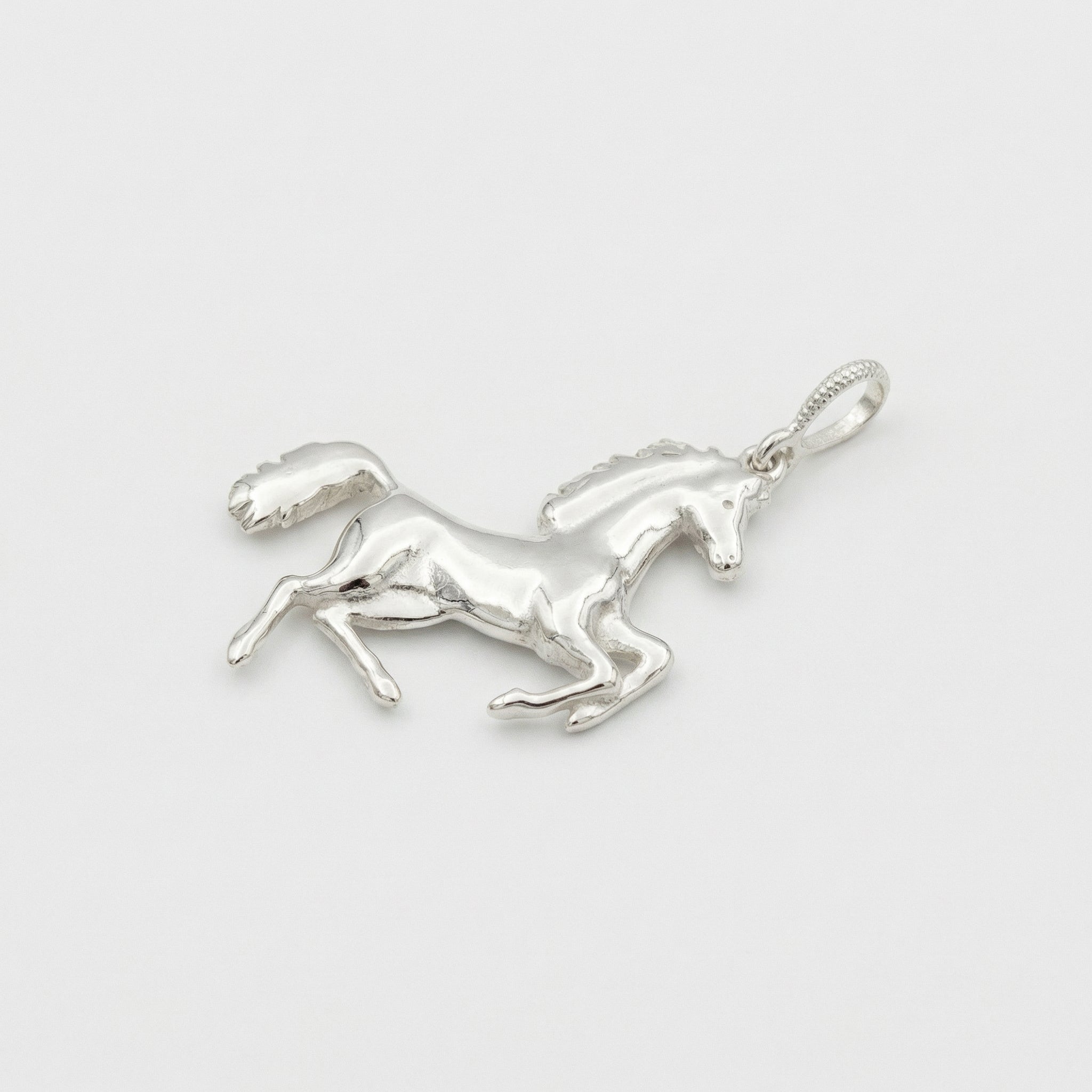 PINGENTE CAVALO EMPINANDO