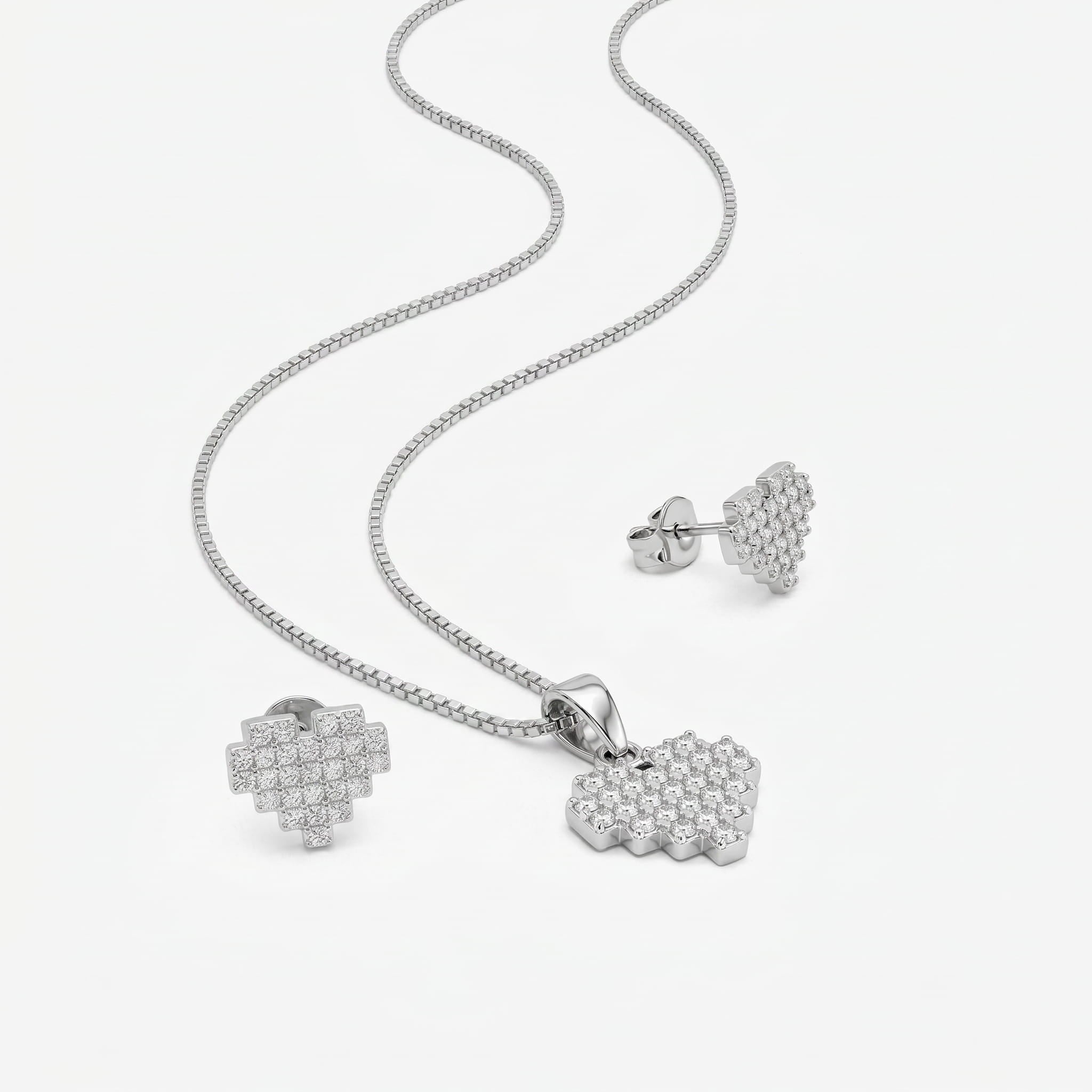 CONJUNTO CORAÇÃO CRAVEJADO